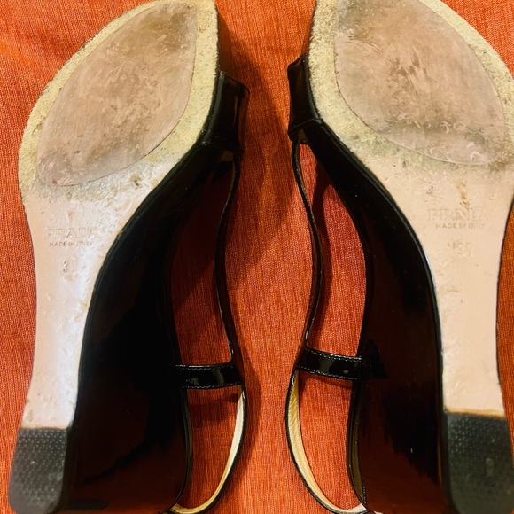 Wonderful Prada,patent leather peep toe wedge. Size 39/9. In very good condition - Picture 5 of 5